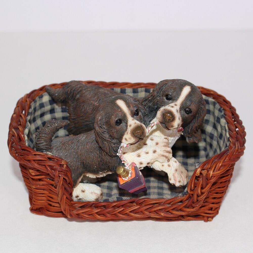 1998 Living Stone Black/White Springer Pups Sidekicks in Wicker Basket Figurine